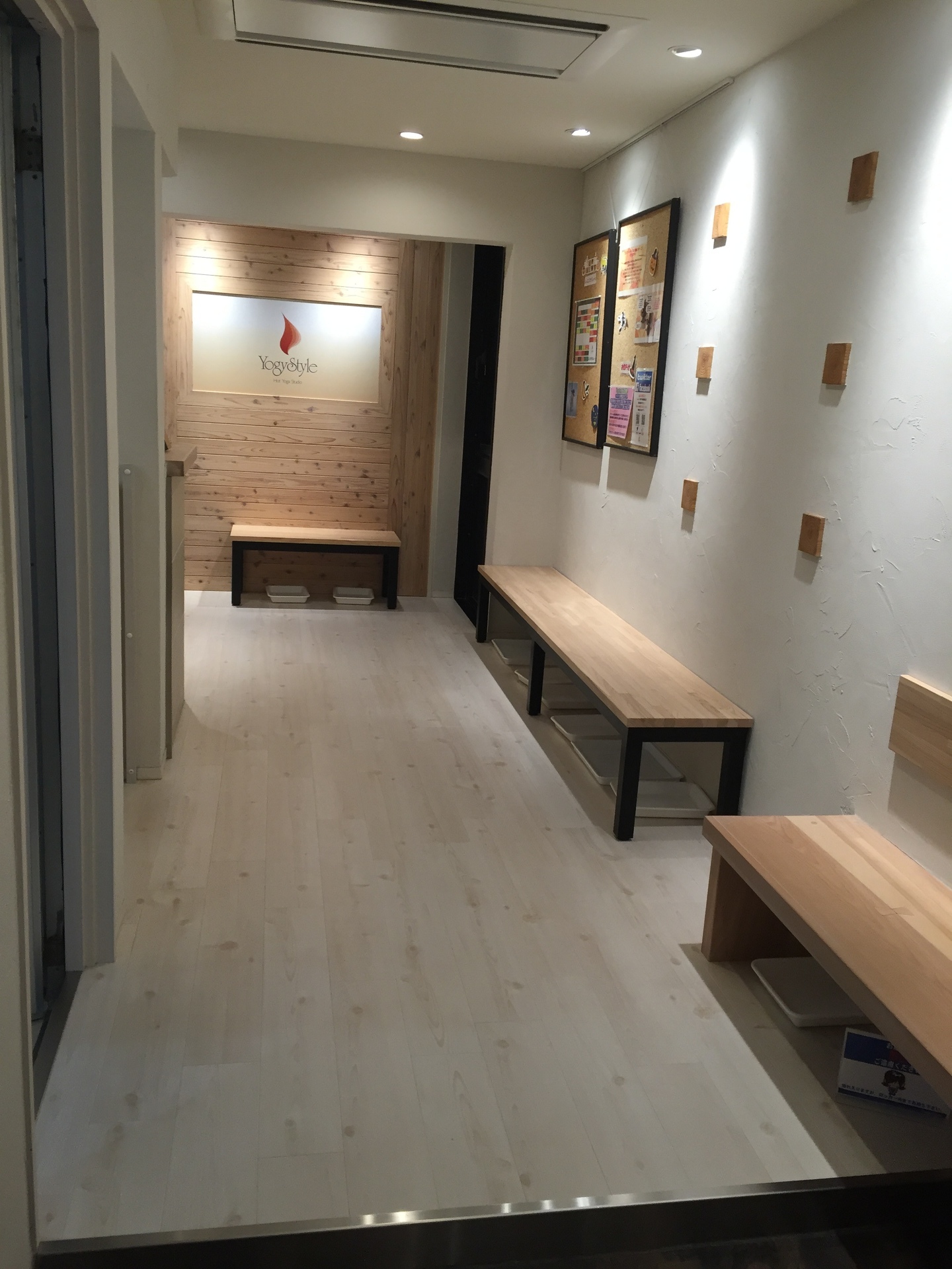 Yogy Styleヨギスタイル 新宿御苑 無料体験２回可能な溶岩浴スタジオ アラサー女子の賢く美しく生きるためのジム エステ サービス口コミ評価 節約も